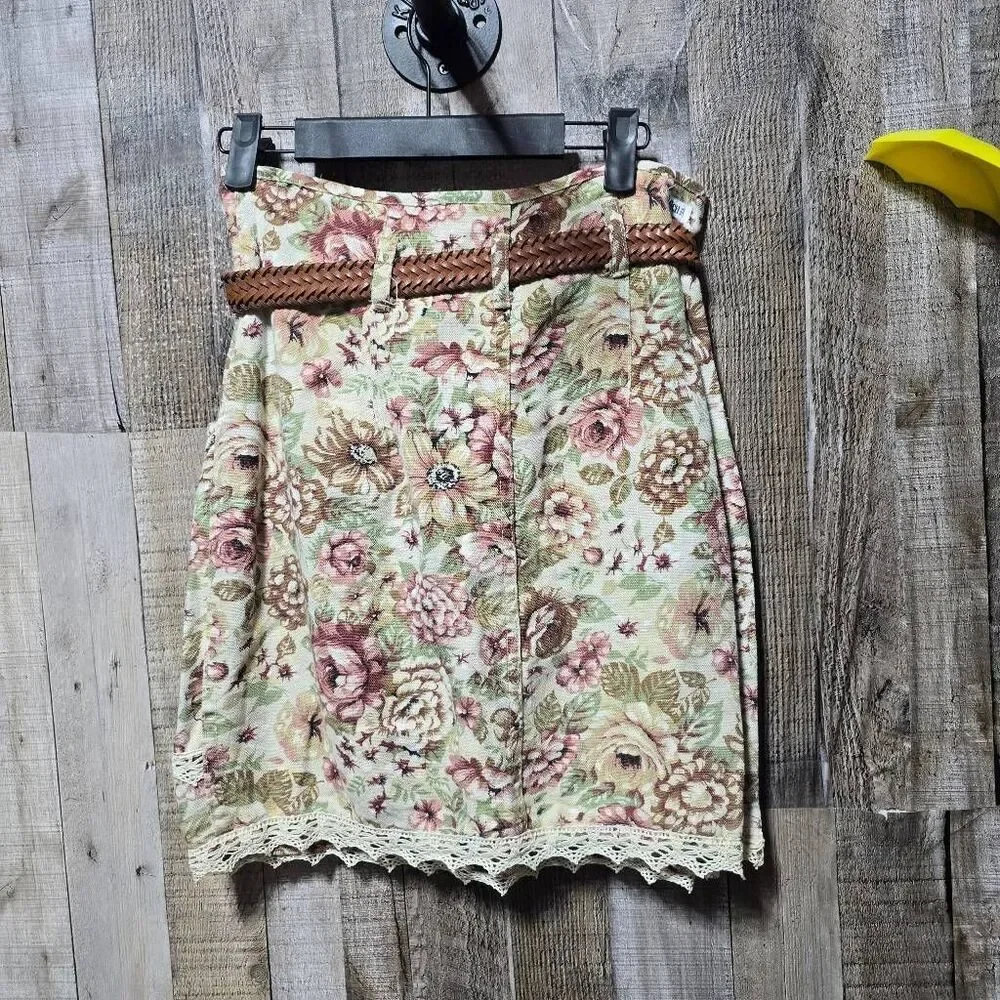 Switch Vintage 90s Floral Tapestry Cropped Skirt Suit M/9 Cottage Retro Femme
